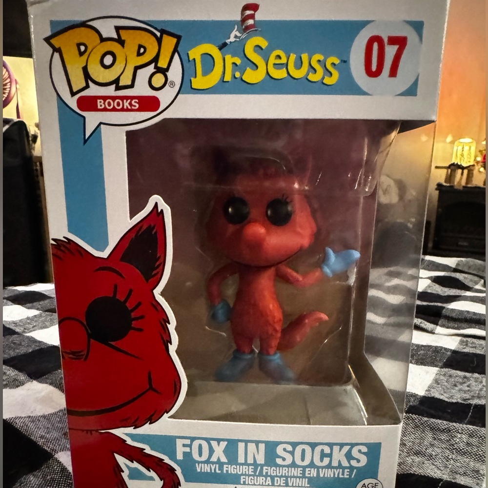 Pop Funko 02 Fox in socks